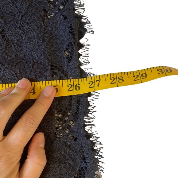 Chance or Fate Lacy High Neck Sheer Blouse Navy Blue Size M - Picture 11 of 12